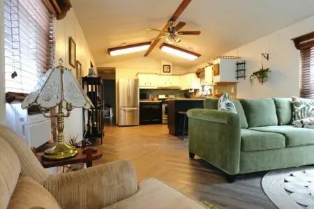 39bf1815 250c 4ab4 948b ab8b8dd0f15d.jpg