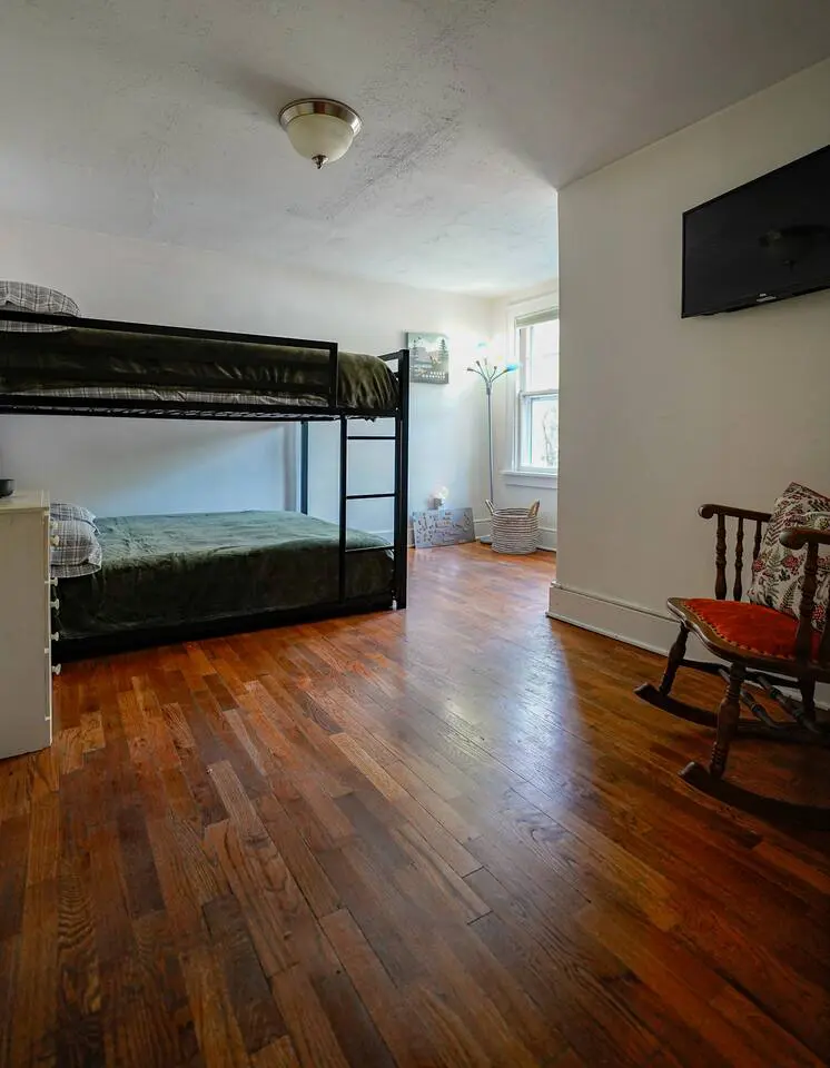 9001110e 66fe 4224 b15c bb6b566de31b.jpg